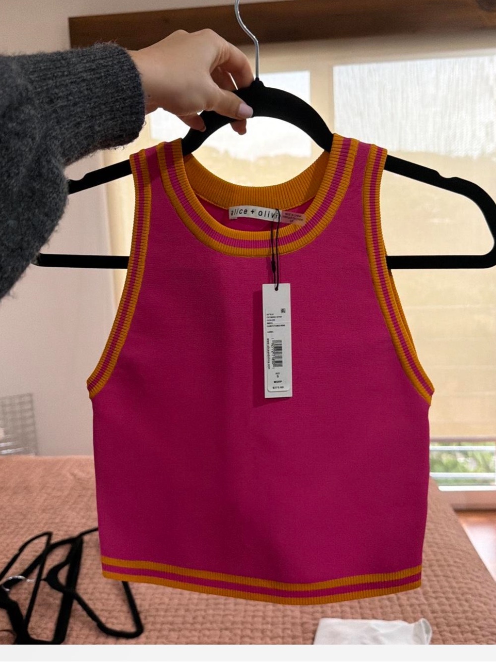 ALICE + OLIVIA CROP